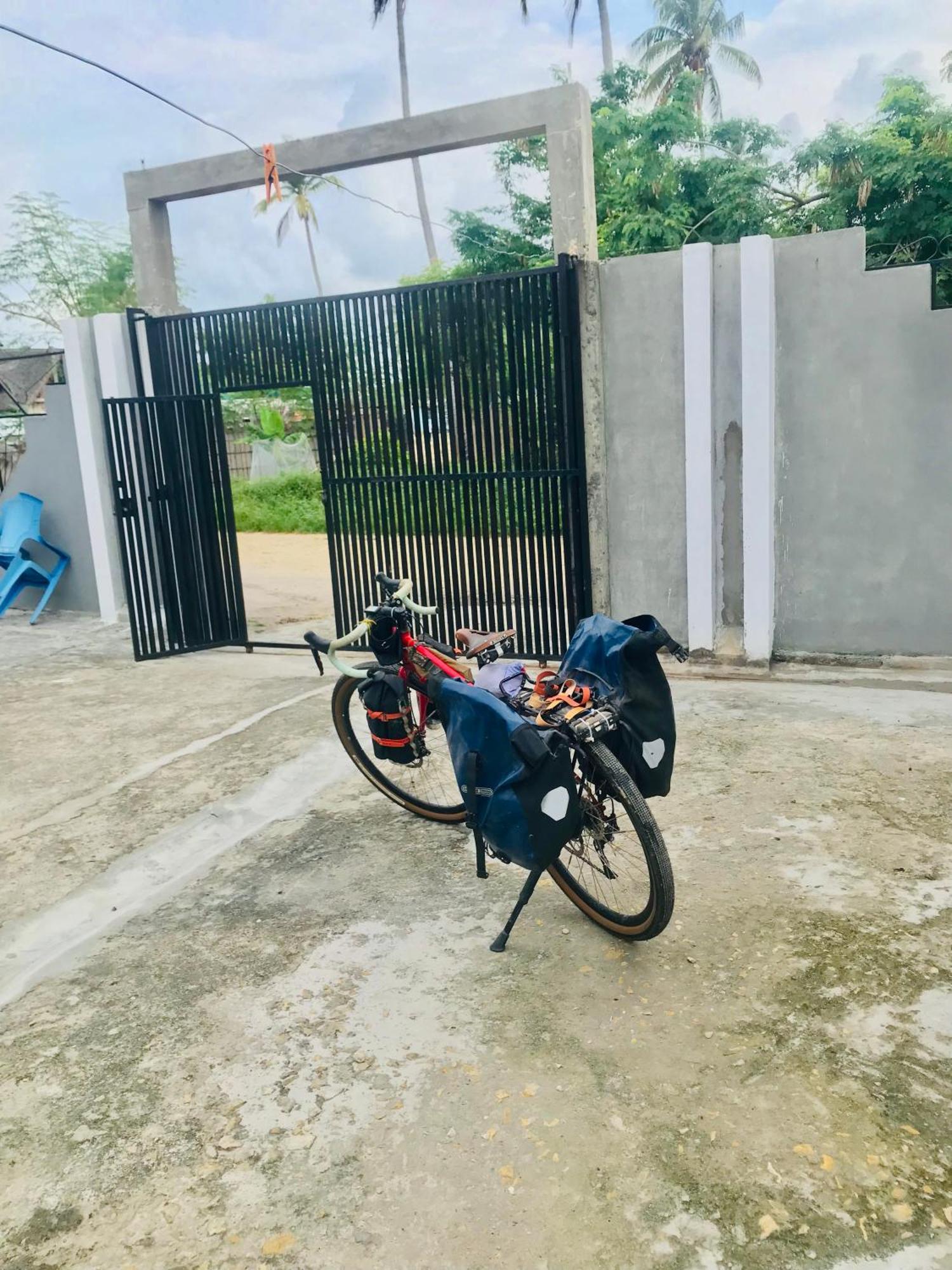 Triple A Visitors Apartment Kilindoni Luaran gambar